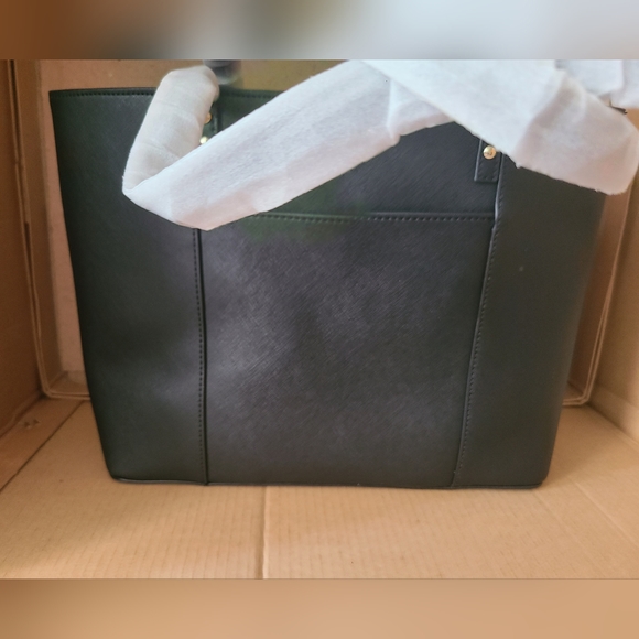 KARL LAGERFELD TOTE WITH DUSTBAG NWT. - Picture 2 of 6